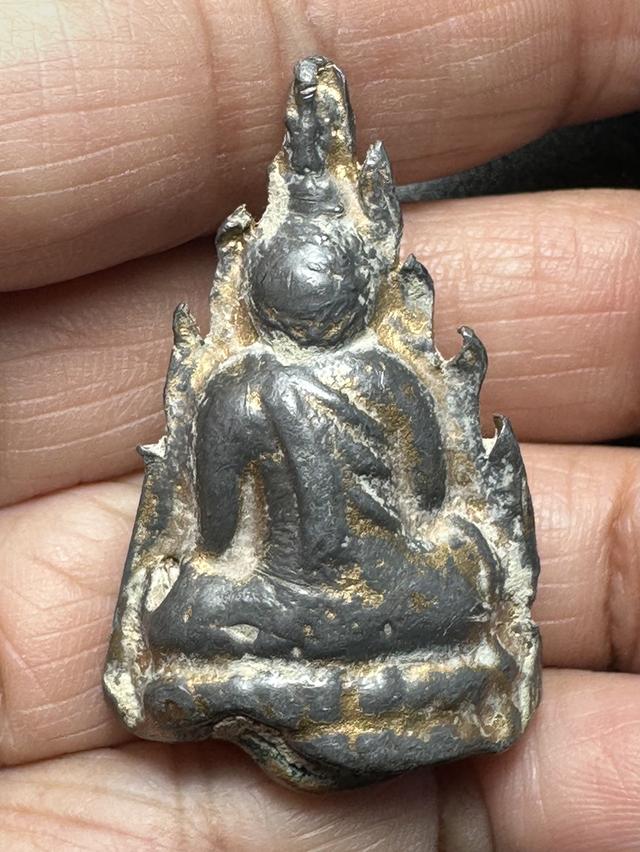 พระพุทธสมาธิเพชร หลวงพ่อดำ วัดกุฎี จ.ปราจีนบุรี ฝังเขี้ยวหมาป่า ช่วงปี 2432-2442 รูปที่ 7