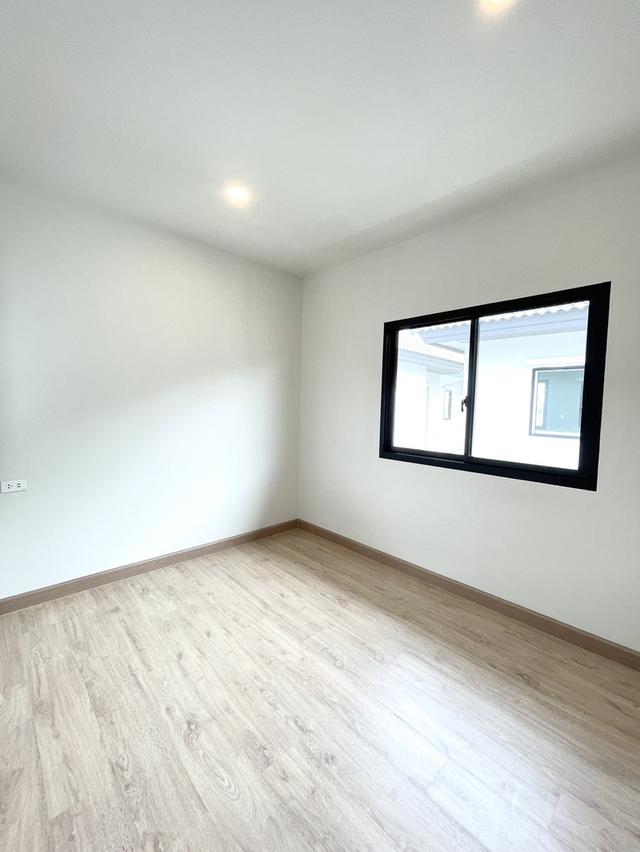 ฺBrixton 140 Sqm บ้านแฝด 2 ชั้น 3 ห้องนอน 3 ห้องน้ำ 2 ที่จอดรถ 9