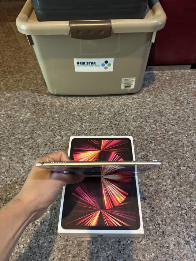 ขายๆๆๆถูกๆๆiPadPro10.5สีSilver 512กิ๊กสีSilver WiFi Celluer ใส่ซิมได้ สูนTrueเครื่องใช้งานดีทุกๆฟังชั่นรีสโตได้ตลอดไม่มีติดไอคราวคับ Model TH/A สภาพ รูปย่อยที่ 3
