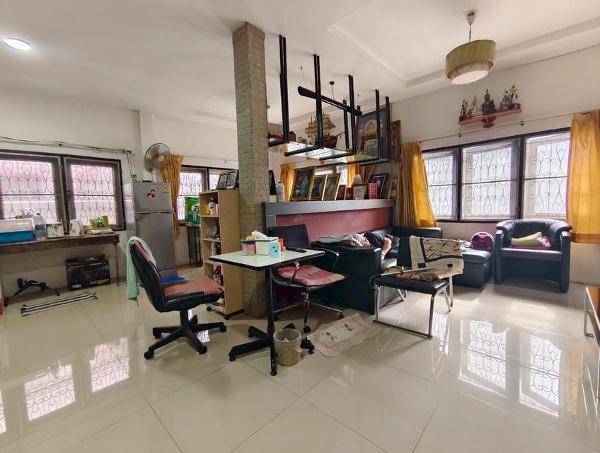 ที่ดินพร้อมบ้าน ซอยเสรีไทย 17 ใกล้สถานีตำรวจนครบาลบึงกุ่ม ถนนเสรีไทย แขวงคลองกุ่ม เขตบางกะปิ กรุงเทพมหานคร 6