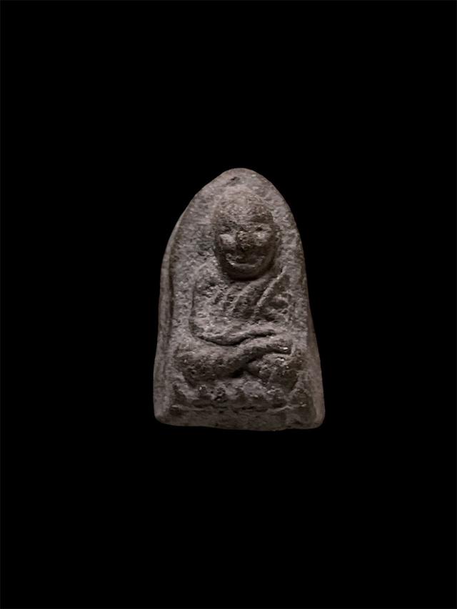 หลวงปู่ทวดเนื้อว่าน วัดเมืองยะลา ปี06 พิมพ์เล็กกดพิมพ์เขยื้อน รับประกันแท้