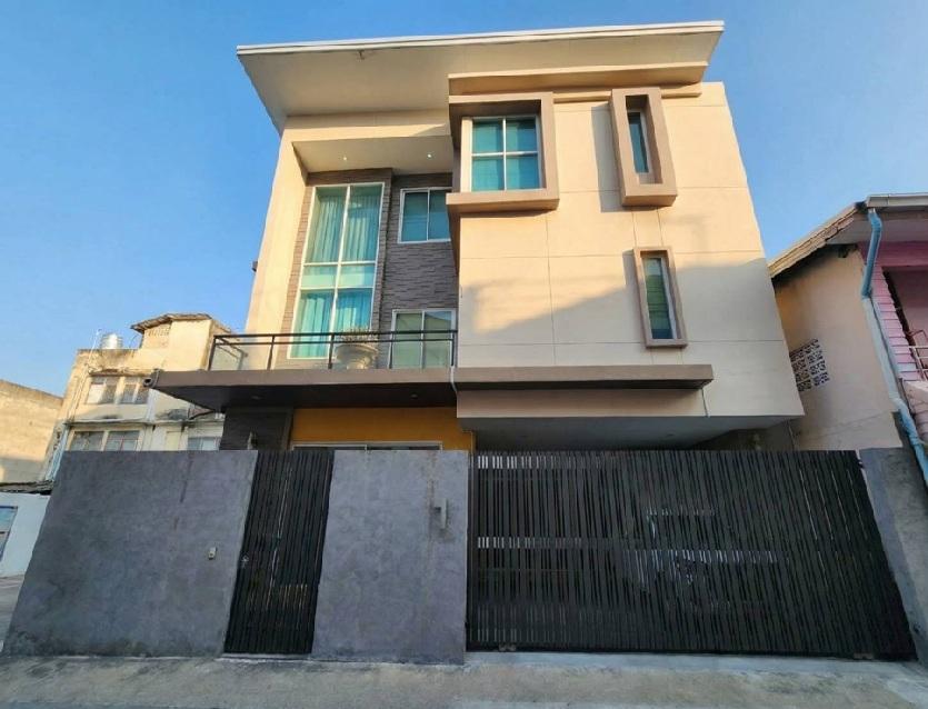 ให้เช่าบ้านเดี่ยว / โฮมออฟฟิศ 3 ชั้น / ทำเล รามอินทรา / ซอยรามอินทรา 73 / ห่าง MRT คู้บอน 500 เมตร 2