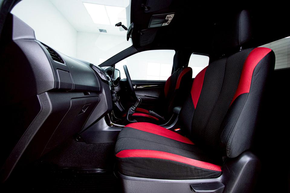  ISUZU D-MAX 2.5 VGS Z X-series SPACECAB   2013  8