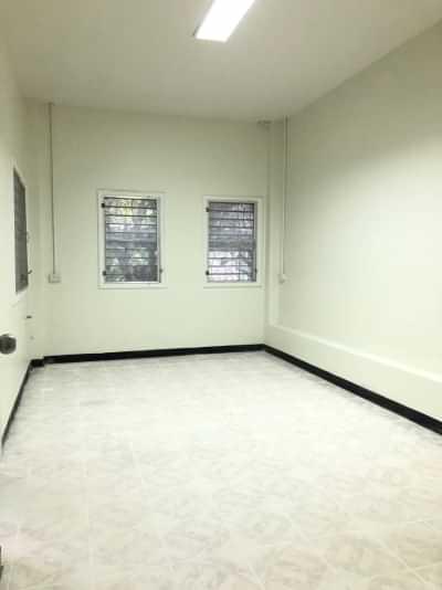 ให้เช่าอาคารพาณิชย์ 5 ชั้น ย่านเลียบด่วนรามอินทรา 9