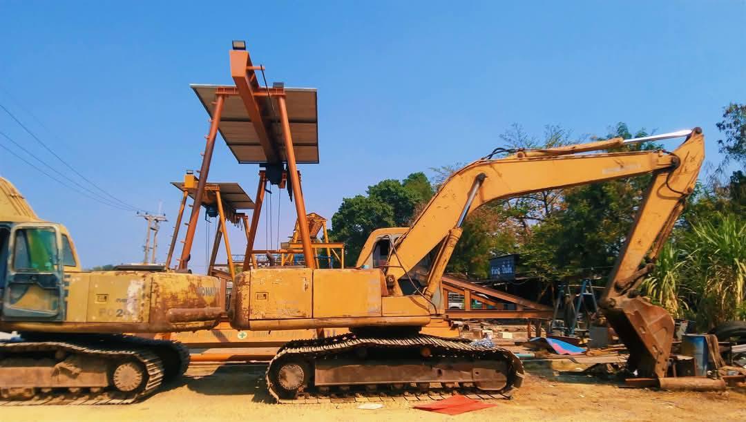 ขายรถแม็คโคร Komatsu PC200-6 มือสอง 2