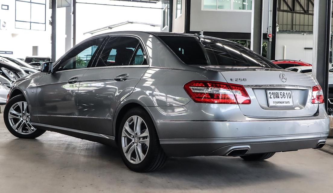 ขาย BENZ E-CLASS E250 1.8 CGI โฉม W212 ปี 2012