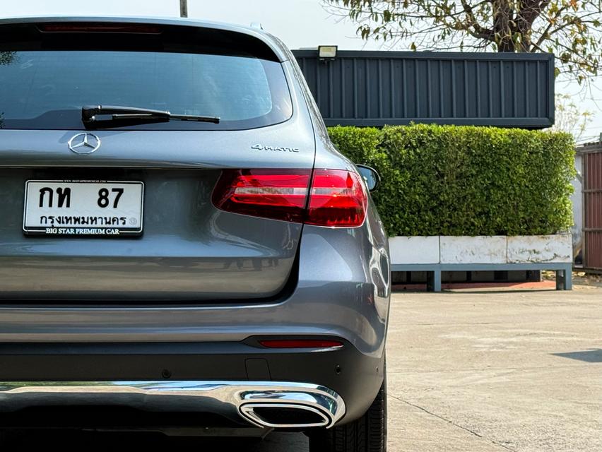 2019 BENZ GLC 250 รถมือเดียวออกป้ายแดง วิ่งน้อยเพียง 7X,XXX กม รถเข้าศูนย์ทุกระยะ ไม่เคยมีอุบัติเหตุครับ 9