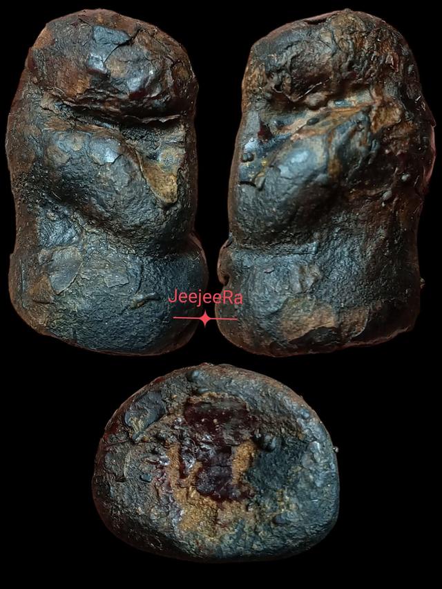 พระปิดตาพิมพ์ปั้นเนื้อผงคลุกลักะ่อแก้ววัดปากทะเลหรือพระแก้ววัดเครือวัลย์ในยุคต่อมา