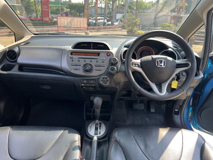 Honda Jazz 1.5 SV (ตัวท็อป) ปี 2012 รูปที่ 9