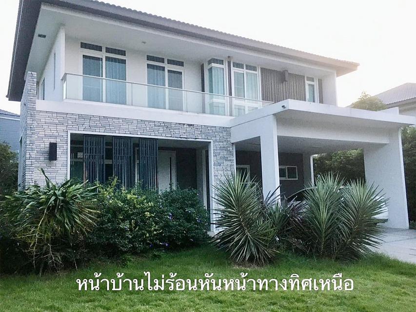 หมู่บ้านมัณฑนา เลค วัชรพล ขายบ้านเดี่ยว 120 ตารางวา 4 ห้องนอน 5 ห้องน้ำ จอดรถ 6 คัน ใกล้ทางด่วน ด่านสุขาภิบาล 5 4