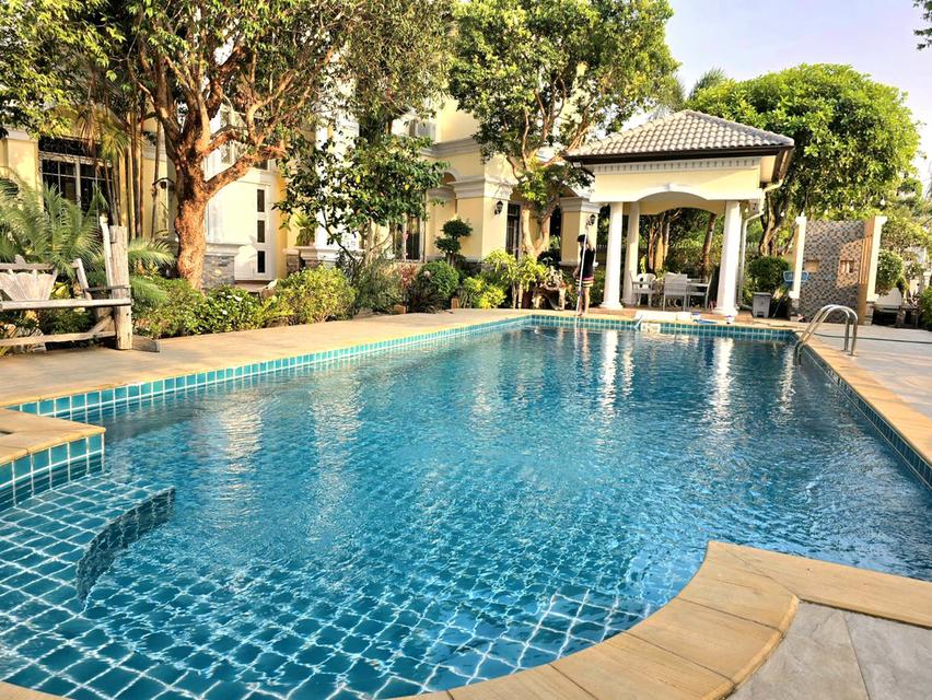 Rare Item ที่ดินติดทะเลพร้อมบ้านหรู ใจกลางเมืองชลบุรี 2
