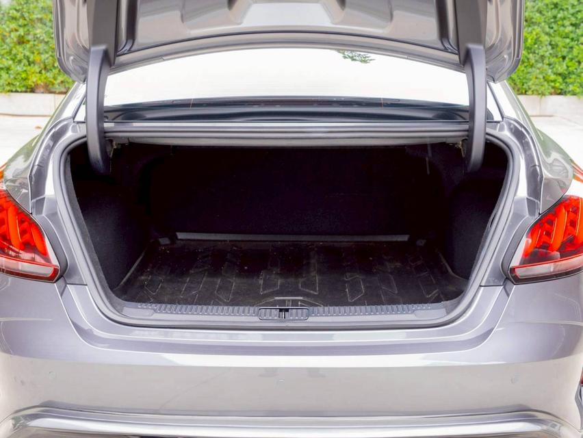 MG MG 5 1.5X ปี 2021 ♨️ #ประกันเครื่องเกียร์หลังการขาย3ปี / 30,000km. ♨️ 8