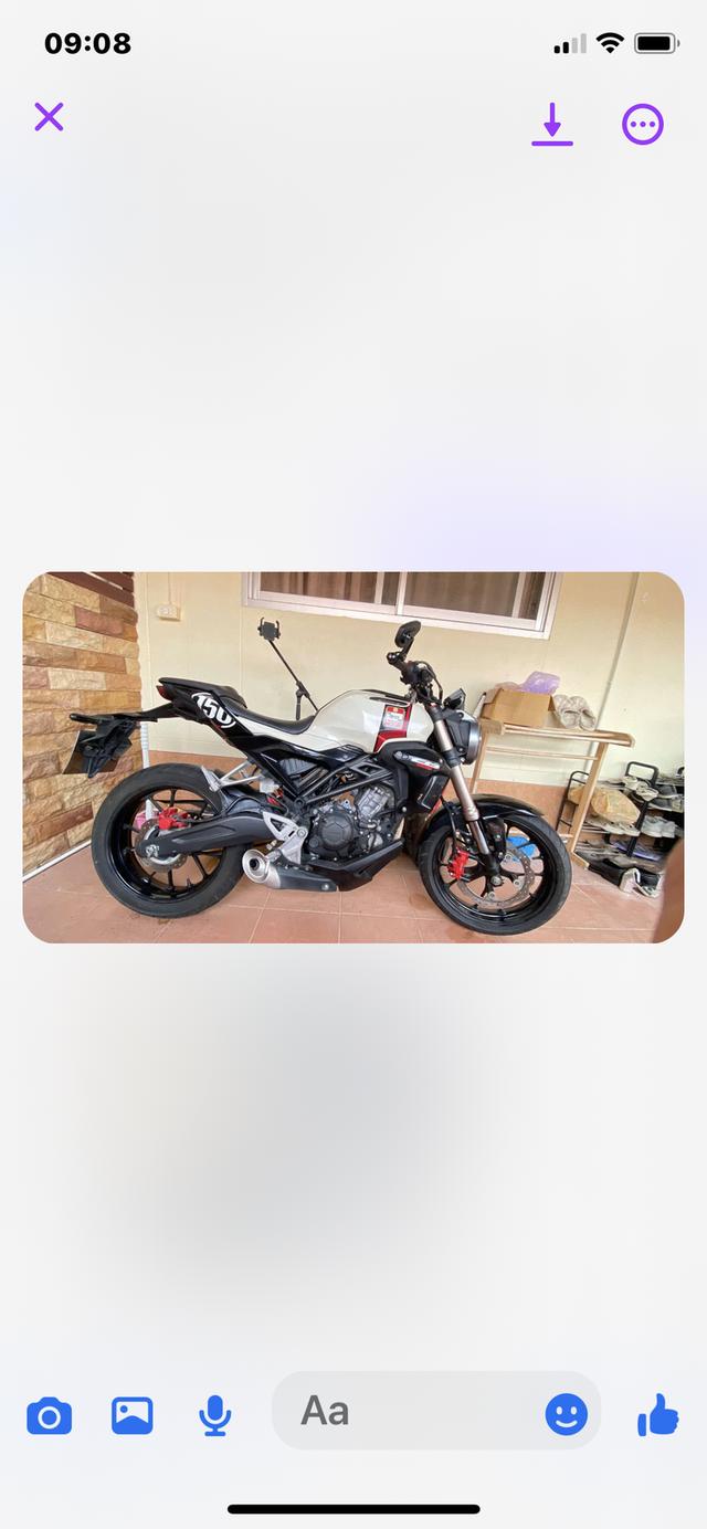 มอเตอร์ไซด์ Honda CB 150 สีขาว-ดำ 7