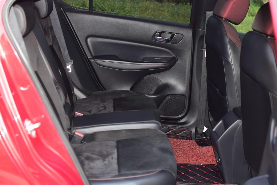 สวย /แรง/ประหยัดน้ำมัน HONDA CITY 1000 เทอร์โบ ปี2021 /ตัวท็อป 5ประตู RS เดิมๆ / เกียร์แพดเดิ้ลชิฟ ชุดแต่งโมดูโร่ /พุตสต๊าท/โทร0957401229 ไอดีไลน์UTBP 8