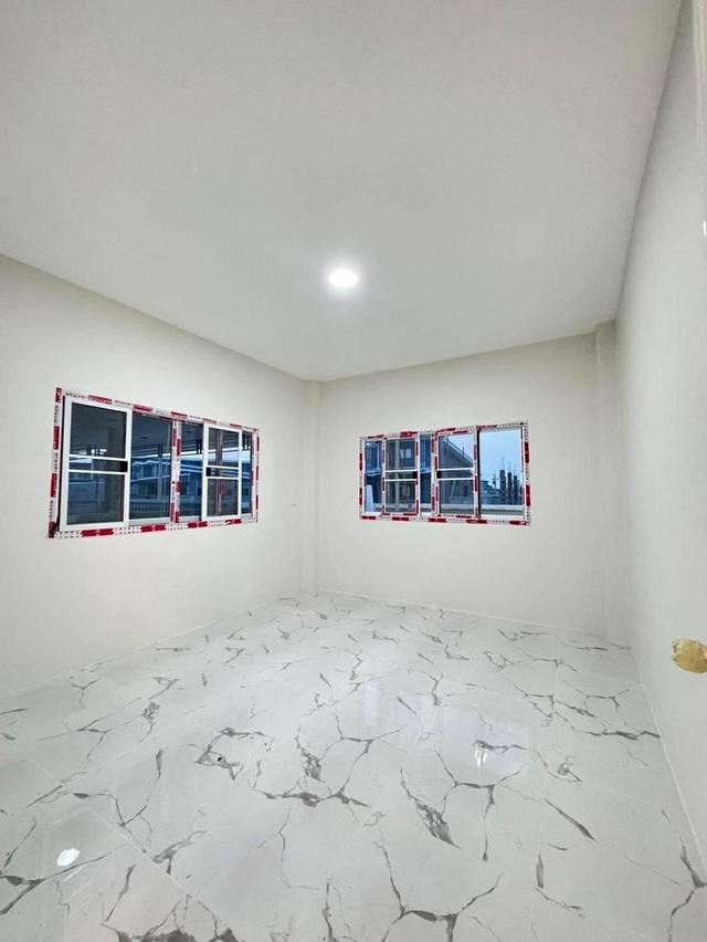 หมู่บ้านฉัตรไพลิน  ลาดหลุมแก้ว 5