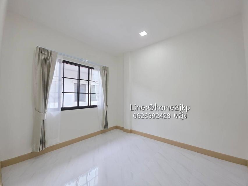 หมู่บ้านเมืองประชา หทัยราษฎร์ 37 11