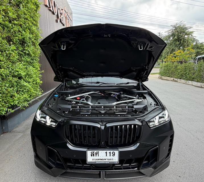 (แจ้งรหัสรถ AP119) BMW X5 30d msport Lci 2024 สี ดำ รูปที่ 20