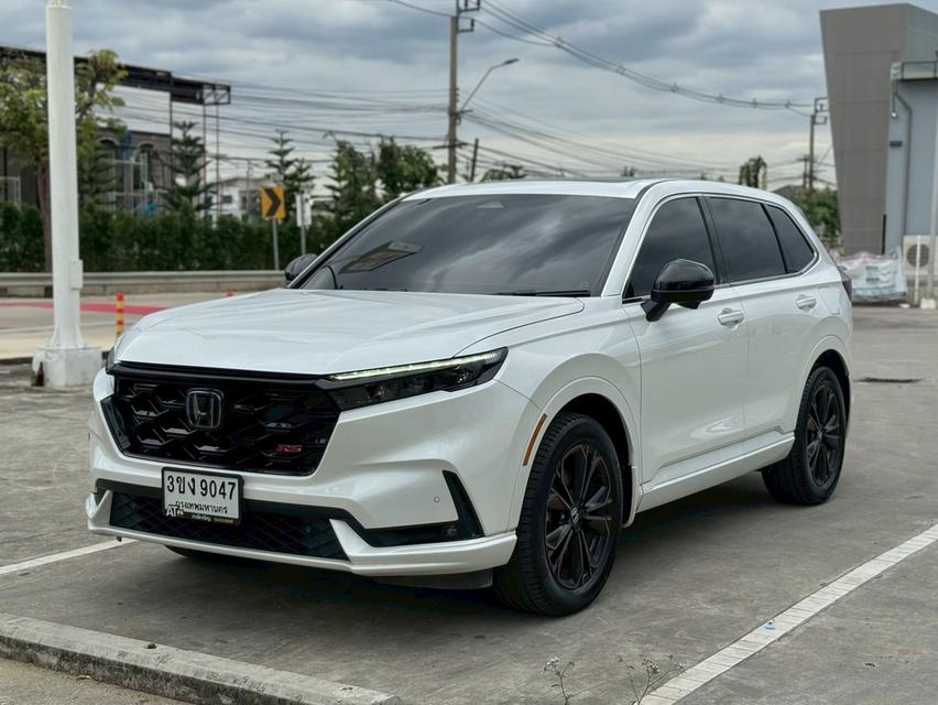 NEW Honda CR-V e:HEV RS 4WD  TOP. สีขาว  ปี 2023.