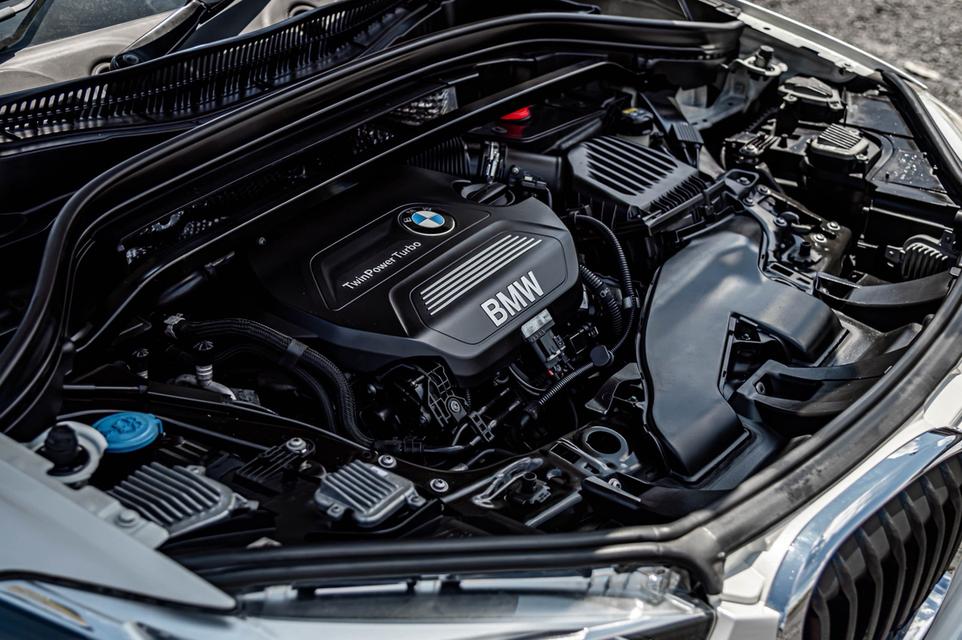 BMW X1 sDrive18d M Sport 2.0 F48 AT 2016  ไมล์ 182,xxx km. !!!ราคา 519,000 บาท รูปที่ 8