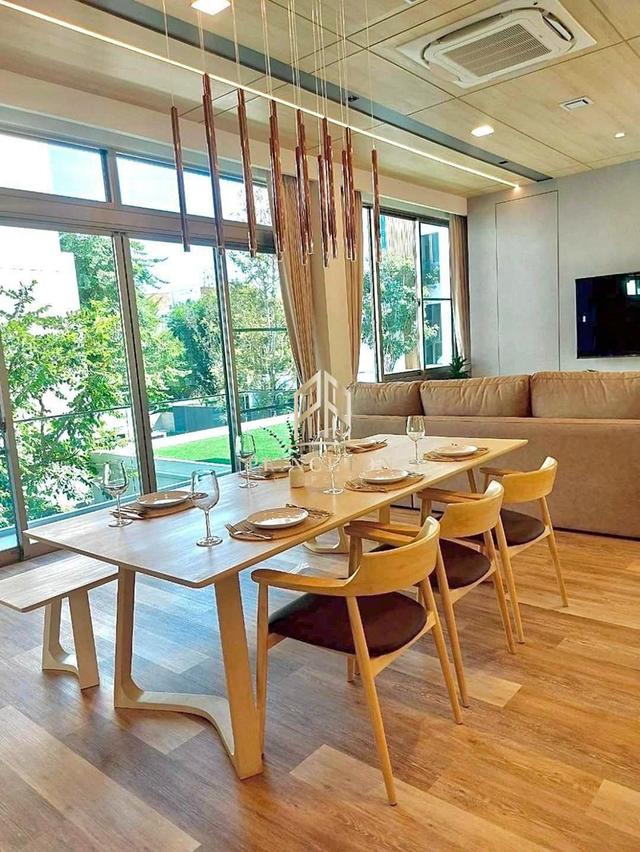 VIVE Rama 9 – Luxurious 3-Story Home in Modern Japanese Design 7