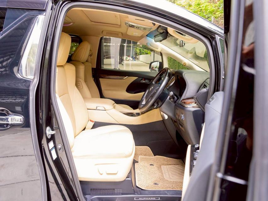 Toyota Alphard Hybrid GF 2.5L  ปี 2022 11