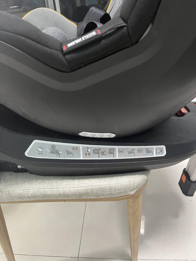 คาร์ซีท Glowy star รุ่น Rotera 360 isofix มือสอง สภาพสวยครบ มาพร้อมเบาะรองคาร์ซีท 9