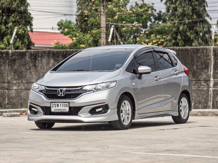 HONDA JAZZ 1.5V GK ปี 2021 (จดปี 2022) Minorchangeทรงยอดนิยม ใช้งานง่าย