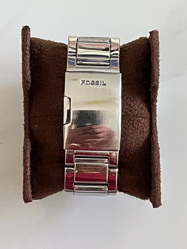 OSSIL TWIST รุ่นพิเศษ – หน้าปัดโชว์เฟืองบางส่วน (Semi Skeleton)