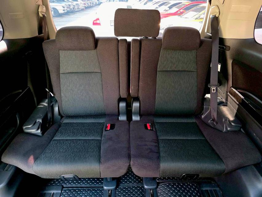 รหัสรถ SEZ8393 Toyota Vellfire 2.4 ZG Edition (ตัวท๊อป) เกียร์ ออโต้ เบนซิน สี ขาว ปี 2014 13