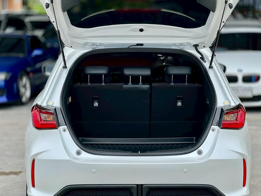 ปี 2023 Honda City 1.5 e:HEV RS Hatchback  8