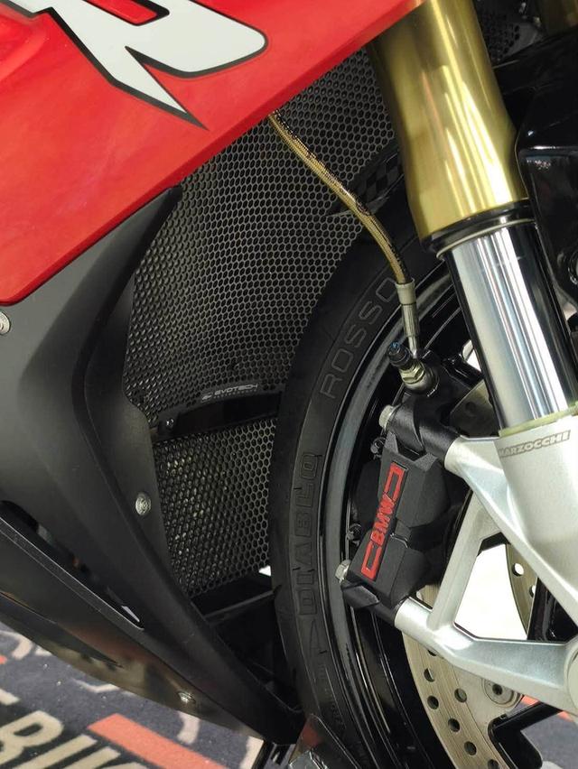 BMW S1000RR ปี 2022 แต่งเต็ม ออกรถ 0 บาท รูปที่ 17