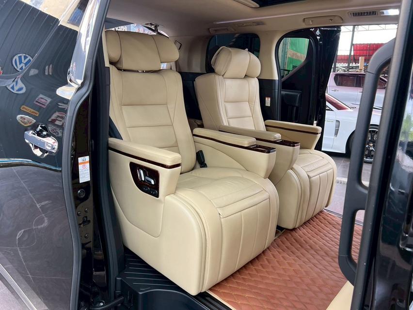 TOYOTA VELLFIRE 2.5 HYBRID X E-FOUR ปี 2019 10