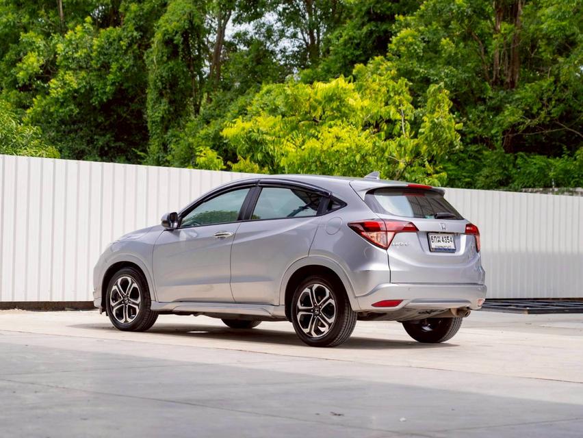 Honda HR-V 1.8E Limited ปี 2017 รถบ้านเจ้าของเดียว 2