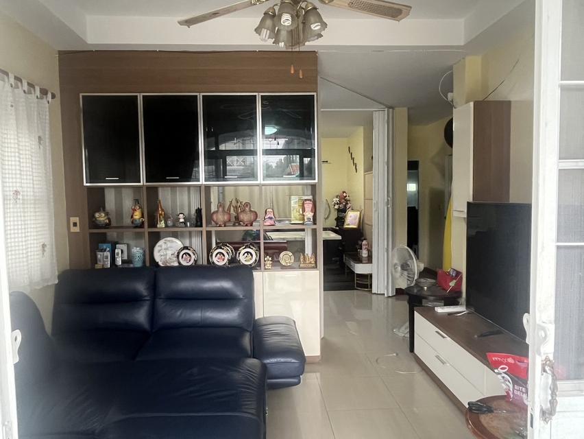 ขายบ้านเดี่ยว 2 ชั้น รีโนเวทใหม่ พร้อมเข้าอยู่ 11