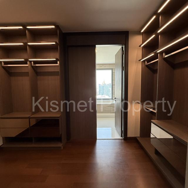 For SALE Q1 Sukhumvit 4beds size 296 sq.m. 19