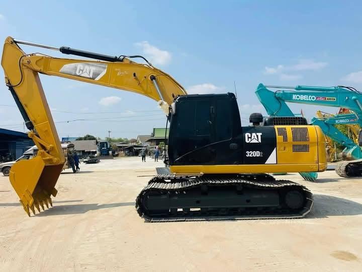 CAT320D2 TDZ