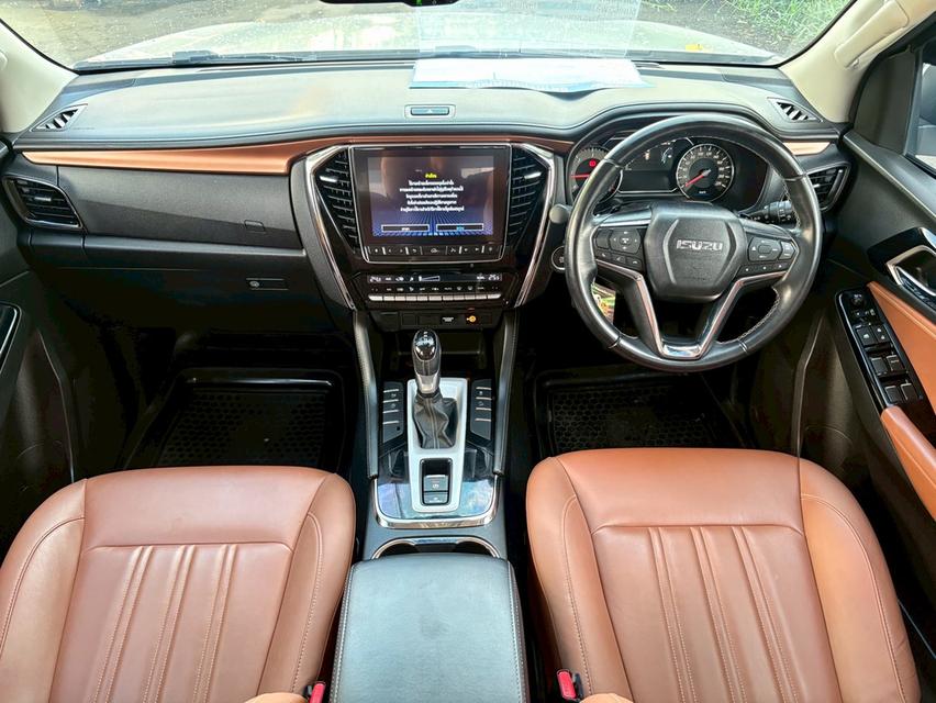 Isuzu mu-x