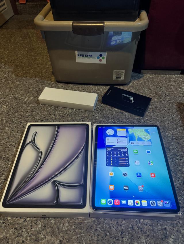 ขายๆๆๆถูกๆๆiPadAir13นิ้ว M2 สีSpace Gray 128กิ๊กWifi Only มีกล่องอีมี่ตรงใช้งานดีทุกๆฟังชั่นสูนTrueทุกๆฟังชั่นรีสโตได้ตลอดไม่มีติดไอคราว Model TH/A (