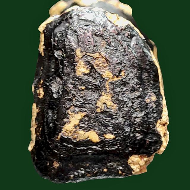 พระหลวงปู่บุญ วัดกลางบางแก้ว พิมพ์ซุ้มรัตนตรัย 2