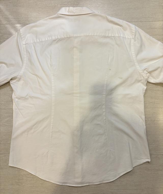 เสื้อเชิ๊ตผู้ชาย