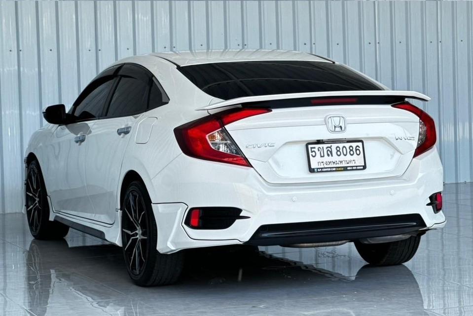 Honda Civic FC 1.8EL เบนซิน เกียร์ออโต้  ปี2017 10