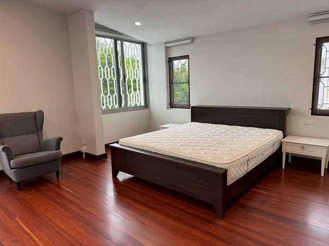 P438 ให้เช่าบ้านเดี่ยว รีโนเวทใหม่ ซอยปรีดีพนมยงค์ 25 เอกมัยซอย 10 บ้านร่มรื่นเหมาะอยู่อาศัย ใจกลาง สุขุมวิท เอกมัย  11