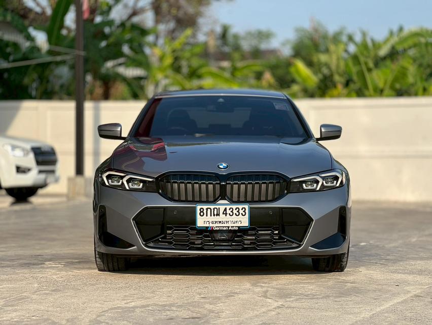ปี 2024 BMW SERIES 3, 320Li M Sportโฉม G28 ปี20-ปัจจุบัน (Lci 1) สีเทา จดทะเบียนปี2025 รูปที่ 3