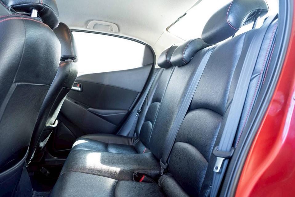 MAZDA MAZDA2 1.3 High Connect ปี 2016 สีแดง เกียร์A/T โฉม ปี14-ปัจจุบัน 4Dr รูปที่ 12