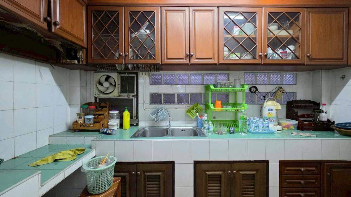 ขายด่วน! อาคารพาณิชย์ 3.5 ชั้น ซอยเสรีไทย 32 – ทำเลดี ค้าขายได้ หน้าบ้านไม่ชนใคร 6