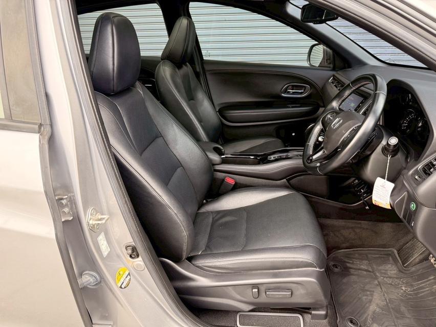  HONDA HRV 1.8RS TOP 2018 สีเทา MINOR CHANGE มือเดียว เข้าศูนย์ทุกระยะ 14