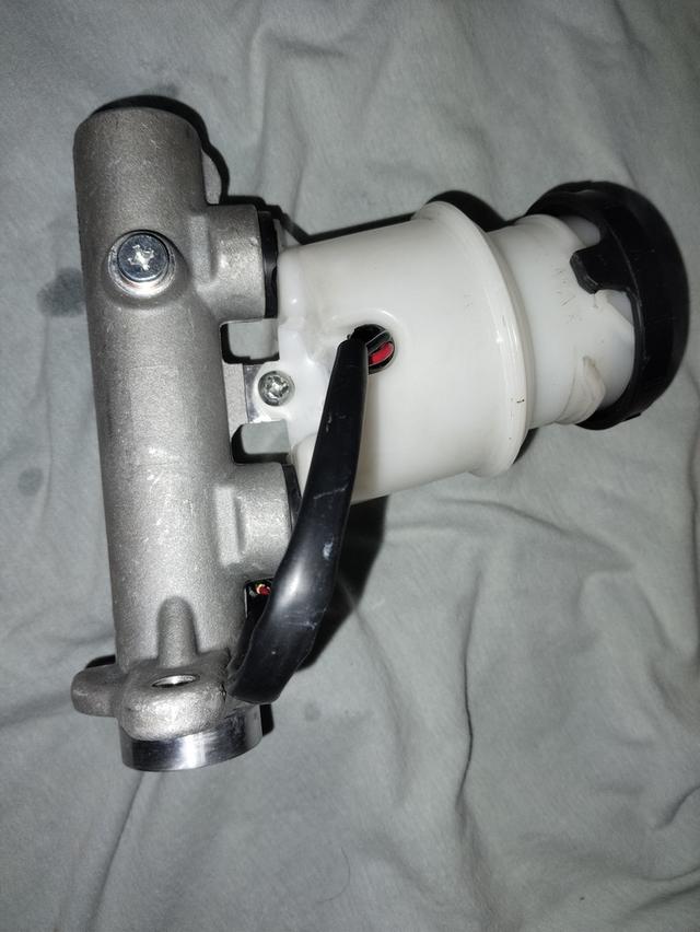 แม่ปั๊มเบรค ISUZU TFR