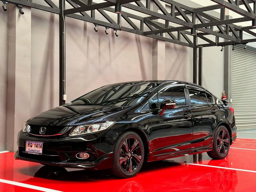 2014 HONDA CIVIC FB 1.8 E NAVI รถสภาพสมบูรณ์ พร้อมใช้งาน รถวิ่งน้อย ประวัติศูนย์ครบ ไม่เคยมีอุบัติเหตุครับ