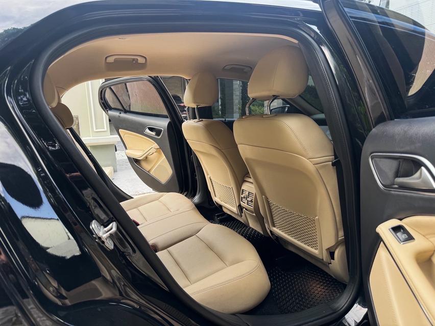 รหัสรถ AVA7995 ✨Mercedes Benz GLA200 Urban ปี 2018 W156 Facelift 15