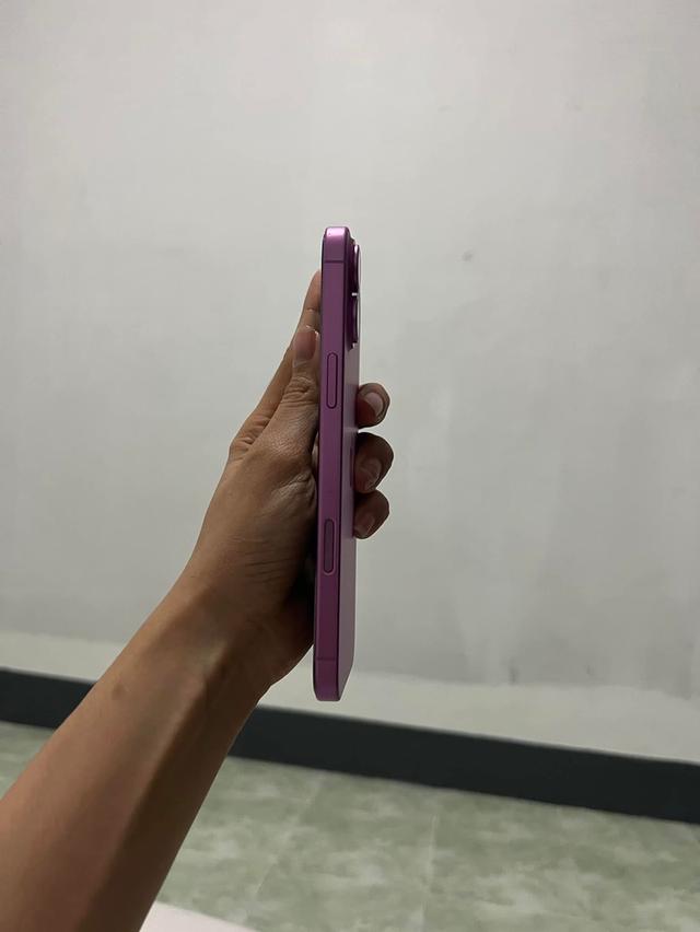 iPhone 16 plus สี Pink  3